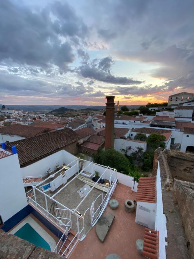 Hotel Rural La Posada De Las Cigueenas Jerez De Los Caballeros Ngoại thất bức ảnh