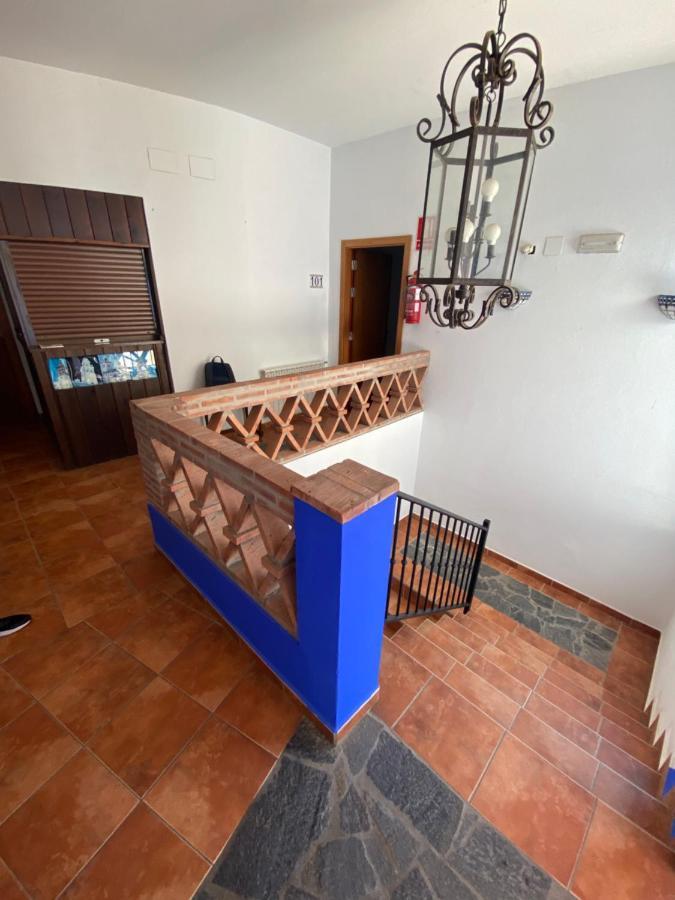 Hotel Rural La Posada De Las Cigueenas Jerez De Los Caballeros Ngoại thất bức ảnh