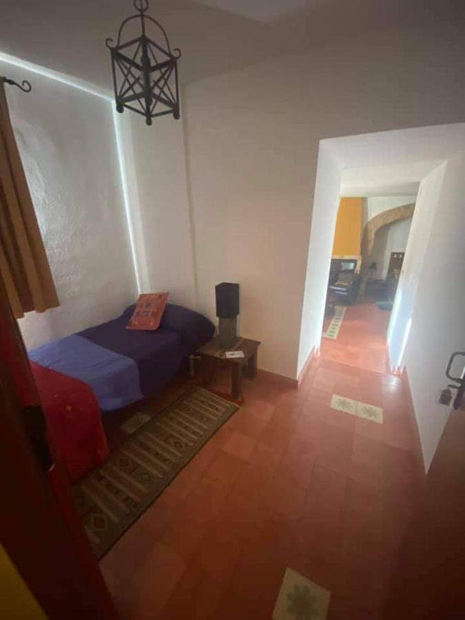Hotel Rural La Posada De Las Cigueenas Jerez De Los Caballeros Ngoại thất bức ảnh