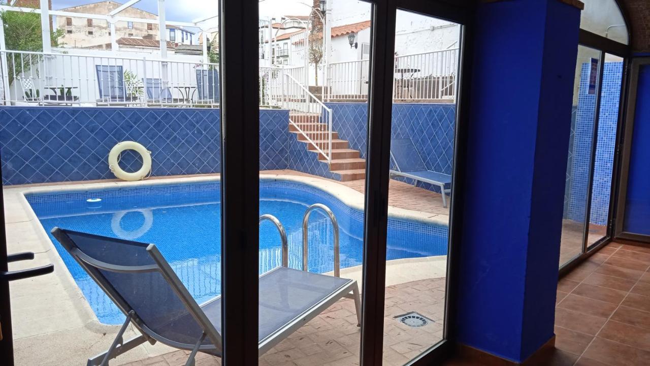 Hotel Rural La Posada De Las Cigueenas Jerez De Los Caballeros Ngoại thất bức ảnh