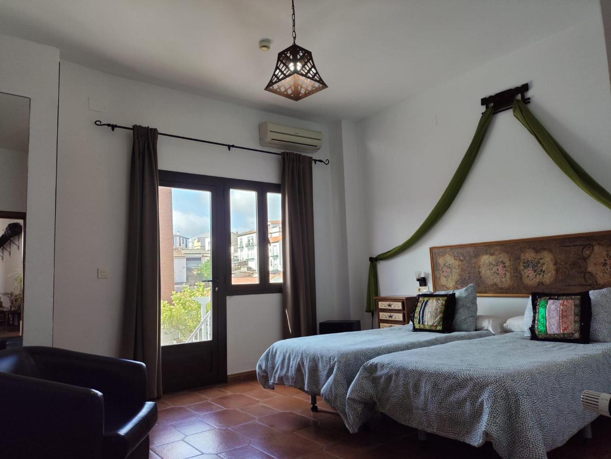 Hotel Rural La Posada De Las Cigueenas Jerez De Los Caballeros Ngoại thất bức ảnh
